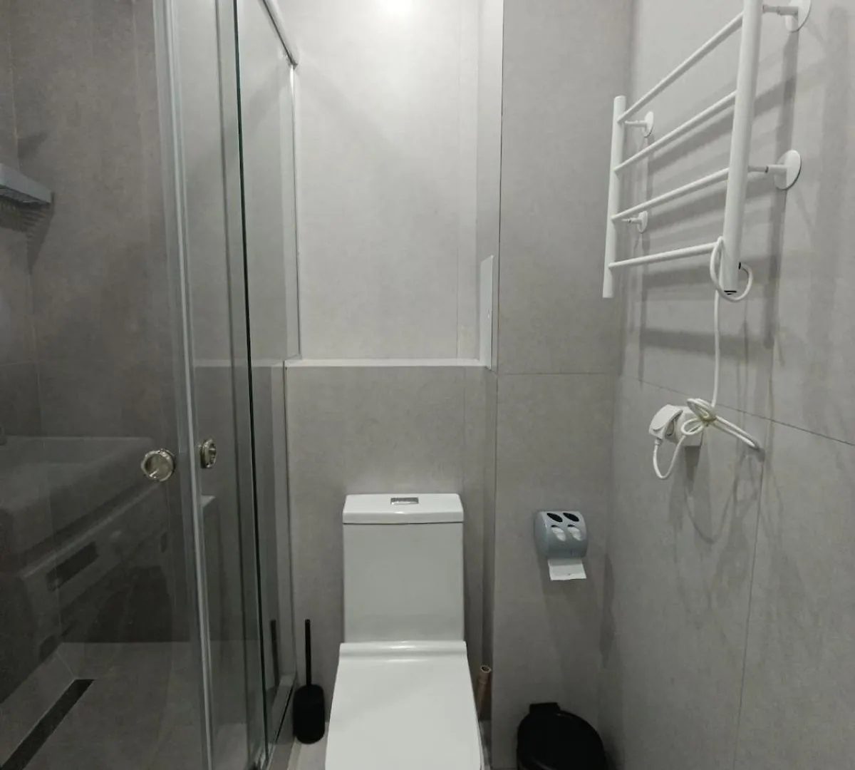 Appartamento Terra-Raiymbekа Almaty